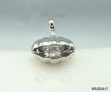 Giant Clam Pearl Cage Necklace Oyster Shell Locket Charm Holds Pearls Beads Gems